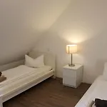 Greenpartment Boardinghouse Neustadt 2*