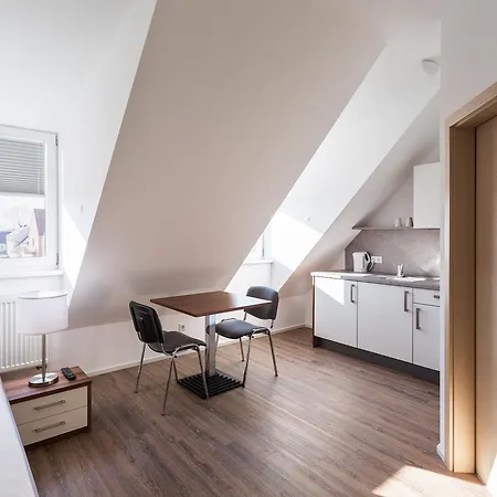 Hotel Greenpartment Boardinghouse Neustadt 2*