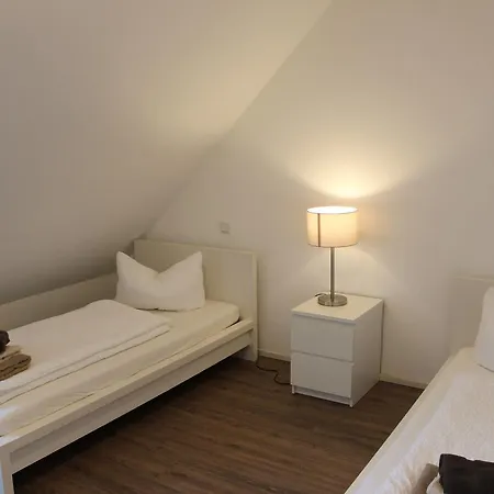 Greenpartment Boardinghouse Neustadt 2*