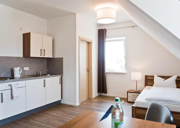 Greenpartment Boardinghouse Neustadt 2*